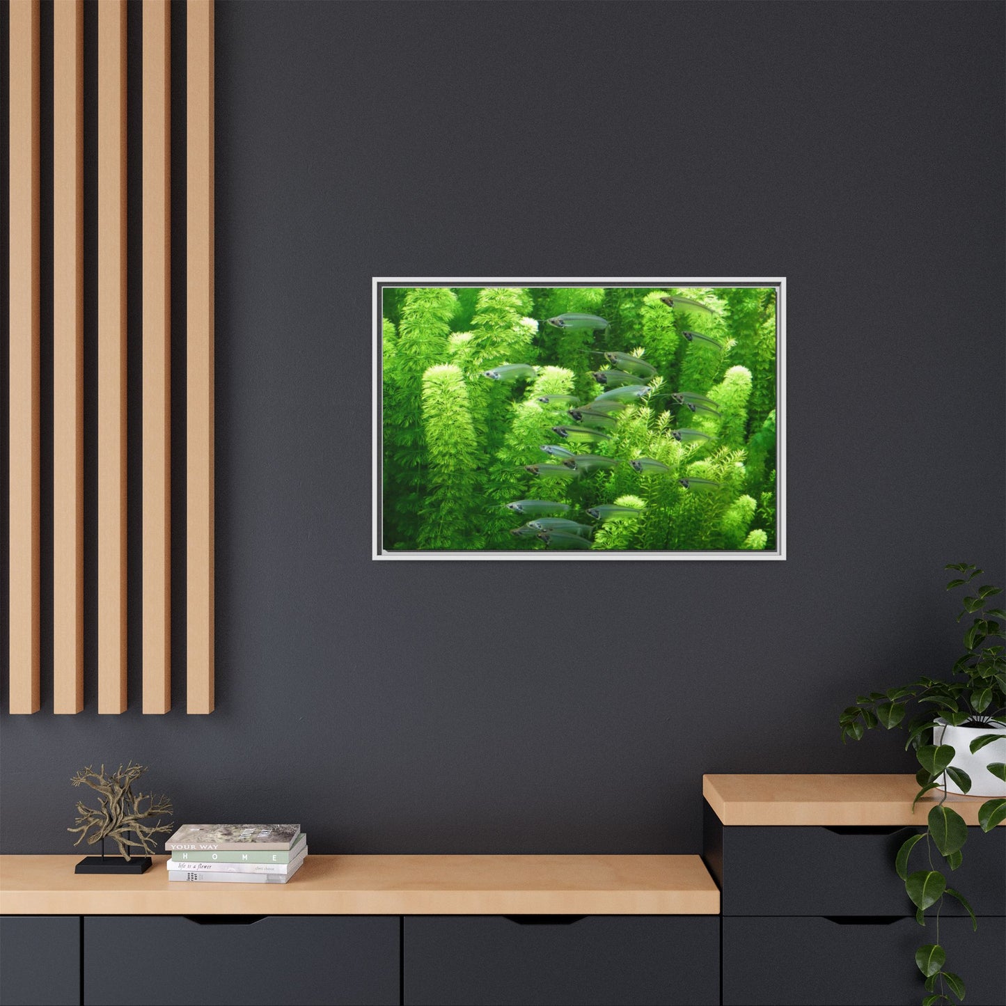 Fish Scene | Virtual Tank | Glass Cats in weed